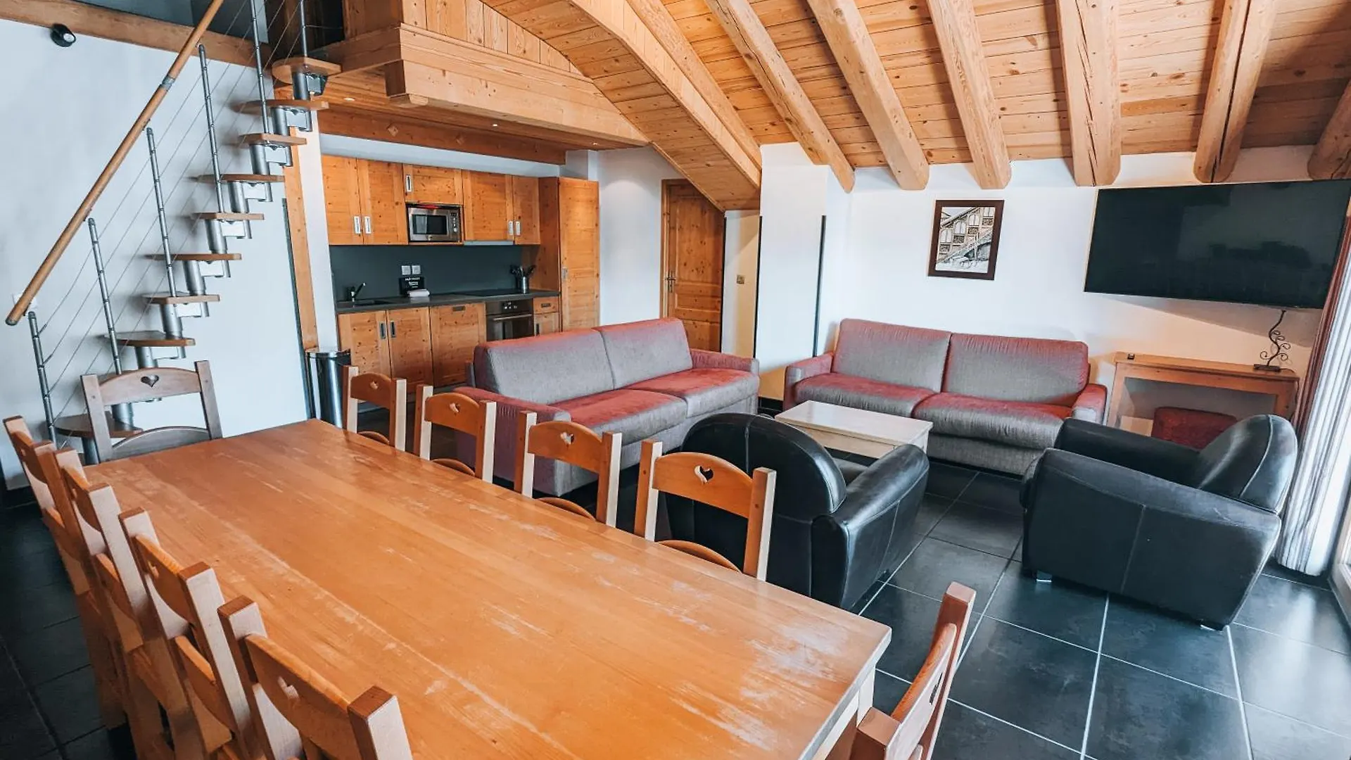 Apartment Residence Almes 1 Et Almes 2 By Alpapart Tignes France